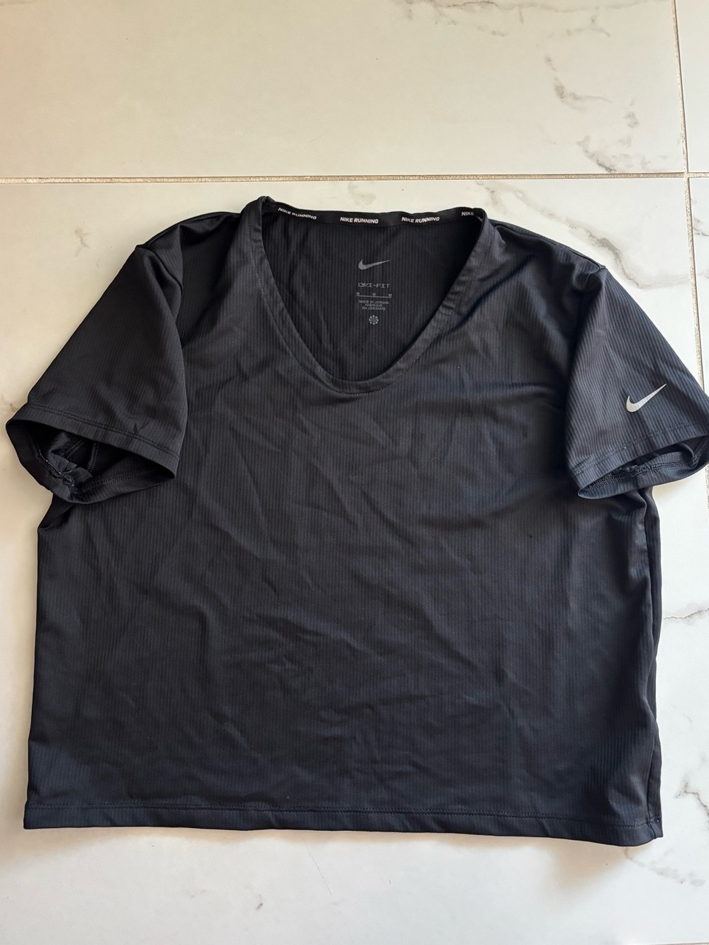 Nike Women’s Black Dri-FIT V-Neck Cropped Performance Shirt